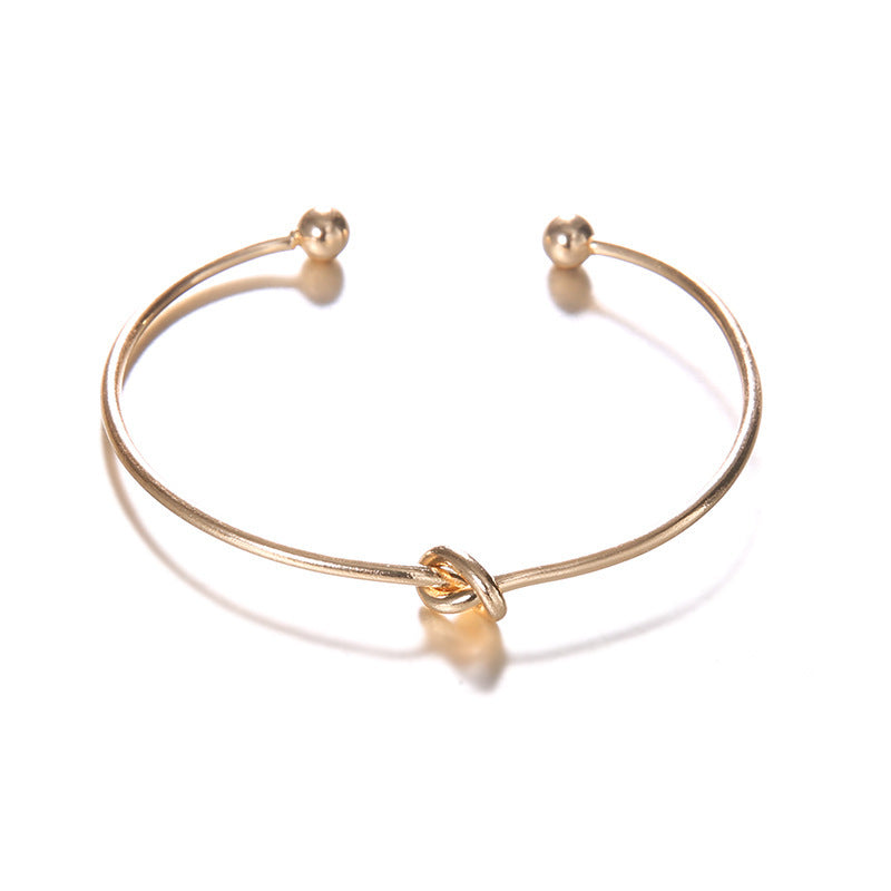 Vintage Cuff Arrow Knotted Women's Bracelet