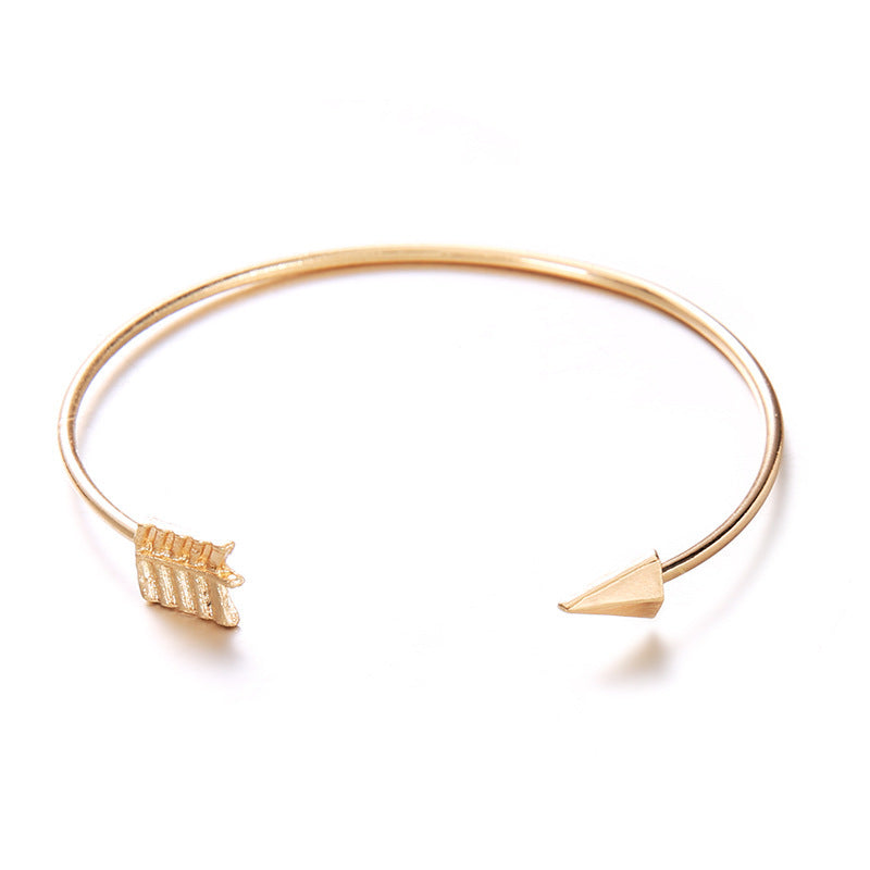 Vintage Cuff Arrow Knotted Women's Bracelet