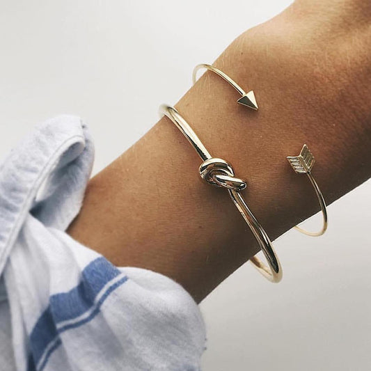 Vintage Cuff Arrow Knotted Women's Bracelet