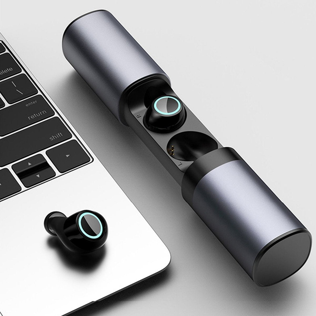 True Twin 2 In 1 Wireless Headphones with Phone Charger