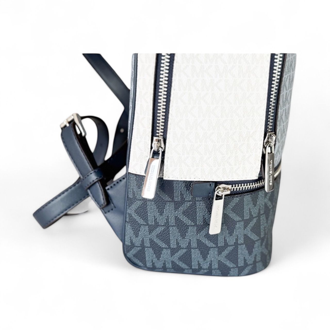 Michael Kors Medium Color Block Signature Backpack – Admiral Blue/White